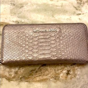 Michael Kors Silver Snakeskin Wallet  Clutch